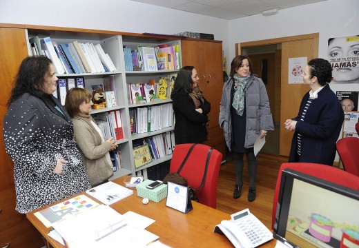 A Xunta e concello de Coirós manteñen a súa colaboración no Centro de Información á Muller